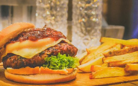 Quali sono gli esempi di alimenti non salutari?