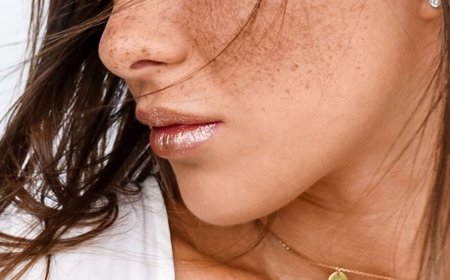 Comment puis-je améliorer la texture de ma peau ?