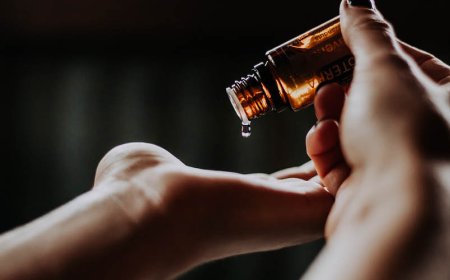 Come posso rendere il mio viso liscio e luminoso?