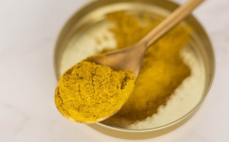 Devo assumere la curcuma al mattino o alla sera?