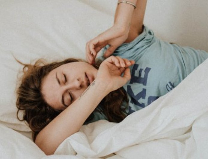 Wie lange hält Melatonin Sie schlafend?
