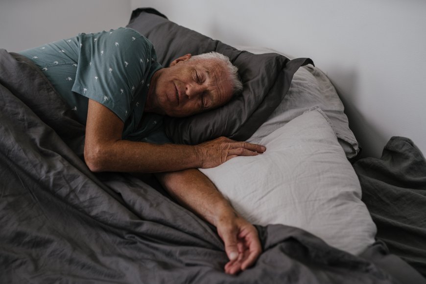 Les siestes sont-elles bénéfiques pour les personnes âgées ?