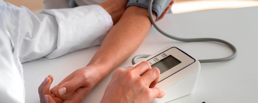 Wirkt sich Kurkuma auf Blutdruckmedikamente aus?