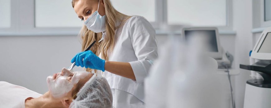 Quali sono gli effetti collaterali degli antibiotici a lungo termine per l'acne?
